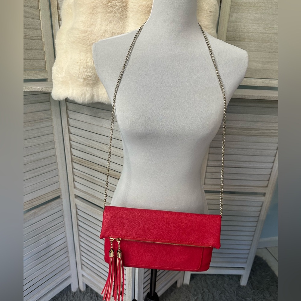 NEW•RED VERSATILE ENVELOPE CLUTCH CROSSBODY WITH FRINGE TASSELS